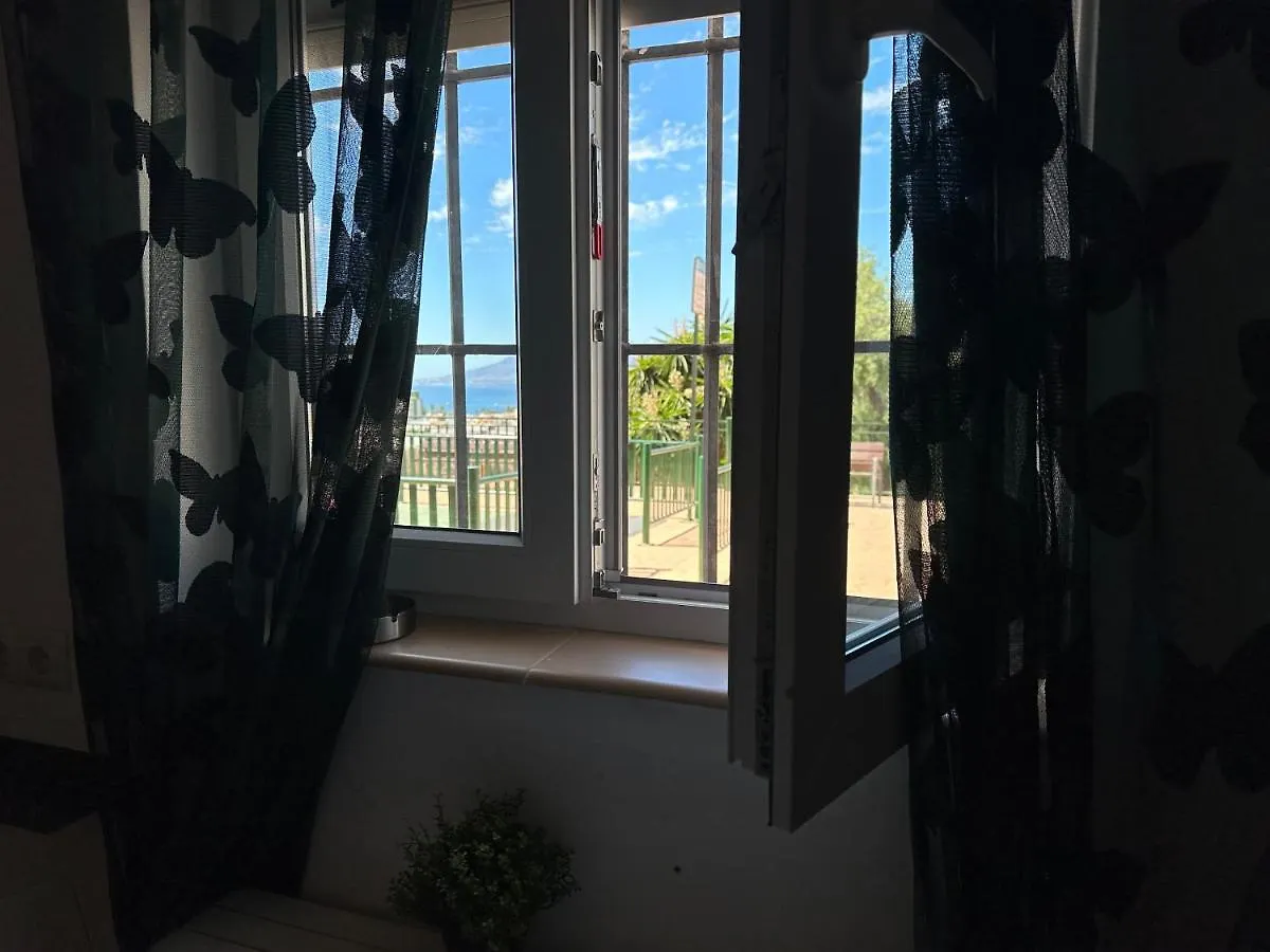 Sea View Apartment マラガ